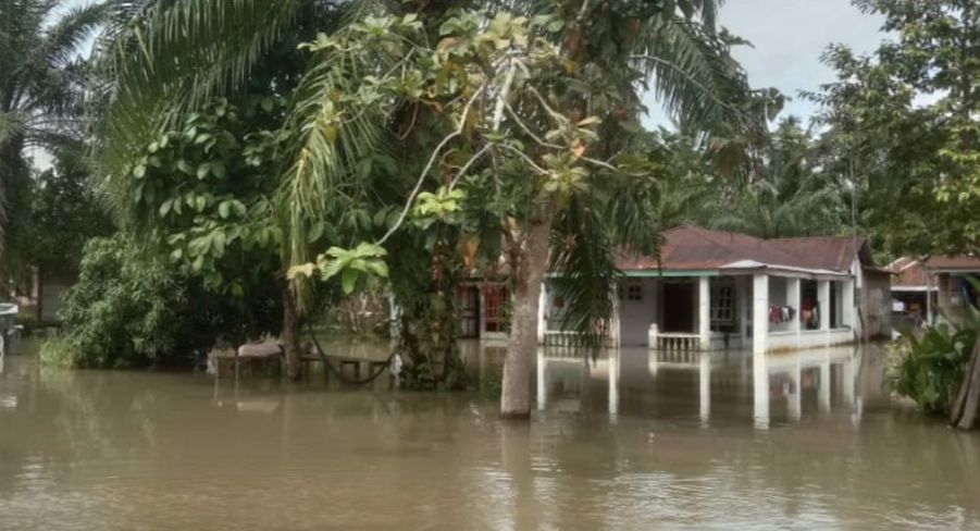 Puluhan Rumah di Desa Benteng, Kabupaten Batu Bara Terendam Banjir